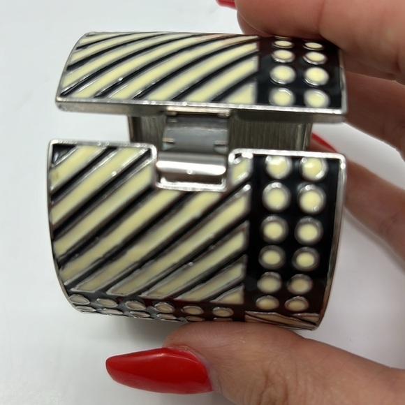 BR Banana Republic Cuff Bracelet 50mm wide Modern wide cuff enamel - Picture 4 of 8